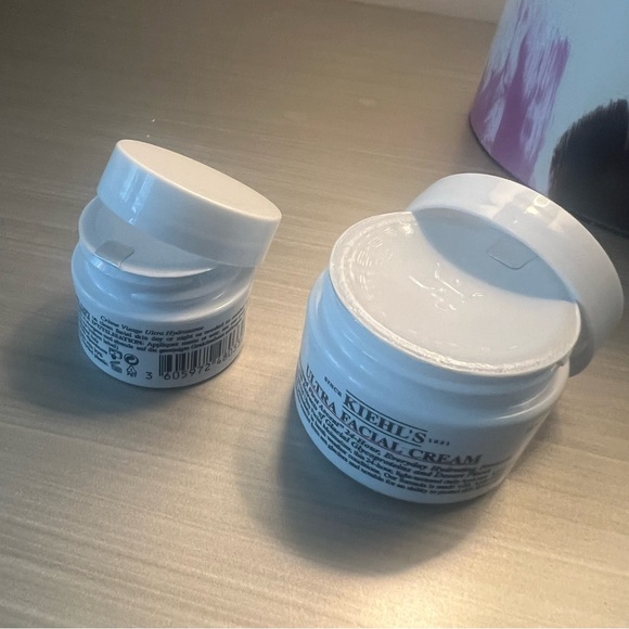 NEW 2 Pack KIEHL'S Ultra Facial Cream 1.45 oz/42 mL total - Picture 4 of 4